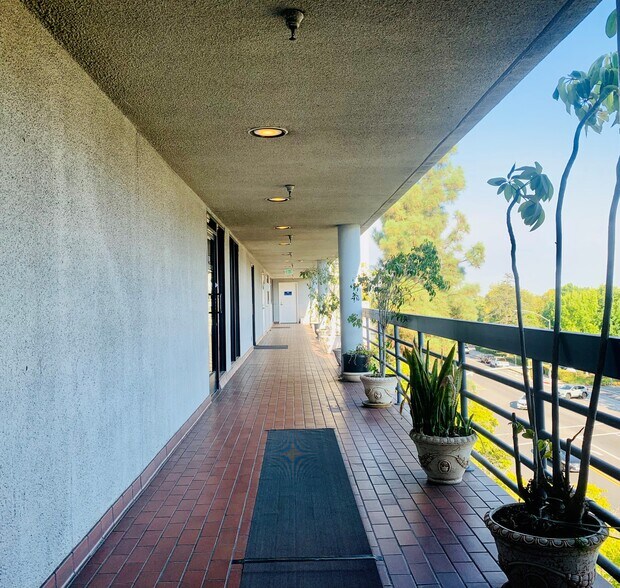 More Photos Of 1809 Verdugo Blvd, Glendale Medical For Lease