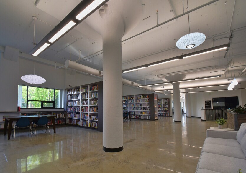 More Photos Of 100 Cummings Ctr, Beverly Coworking Space