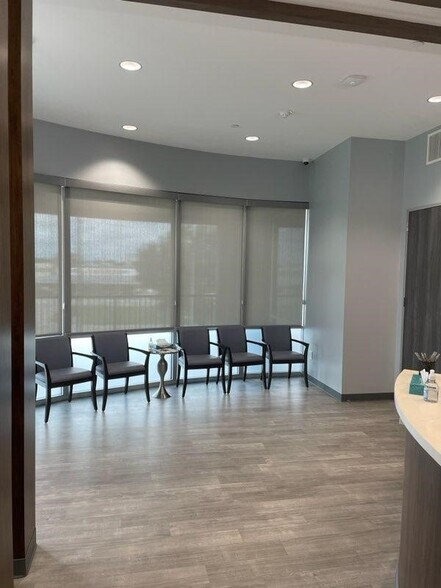 More Photos Of 25282 NW Fwy, Cypress Office For Lease