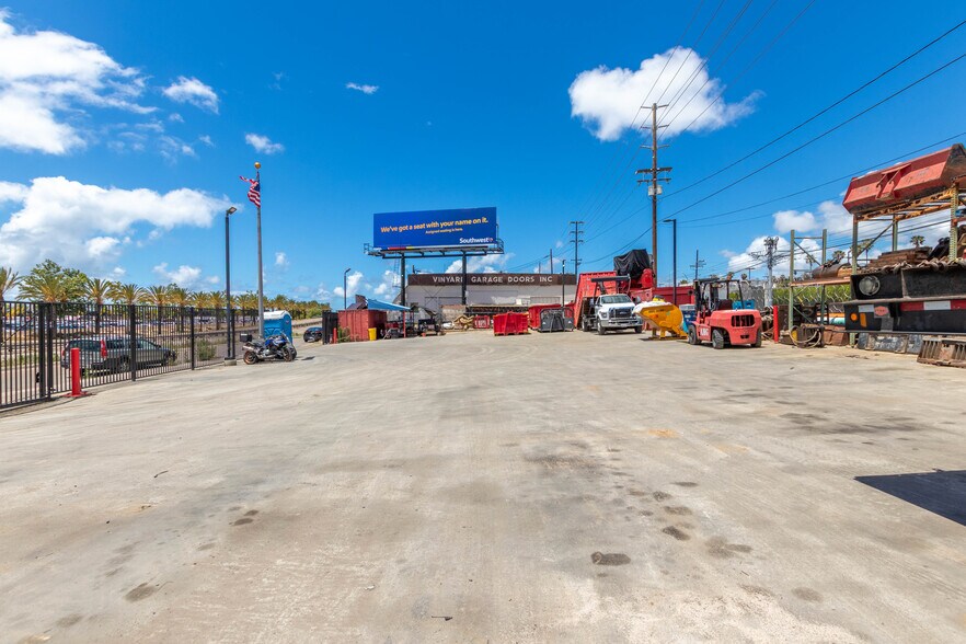 More Photos Of 3571 Pacific Hwy, San Diego Contractor Storage Yard For Sale