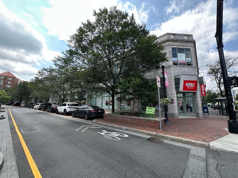 More Photos Of 2-30 South Park St, Montclair Storefront Retail Office For Lease