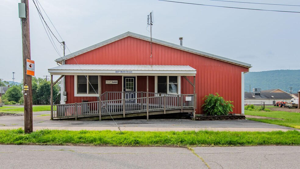 More Photos Of 2117 Webb St, Williamsport Freestanding For Sale