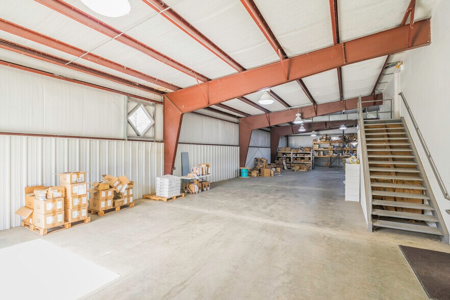 More Photos Of 335 Jeanette Barrett Industrial Blvd, Wetumpka Industrial For Sale