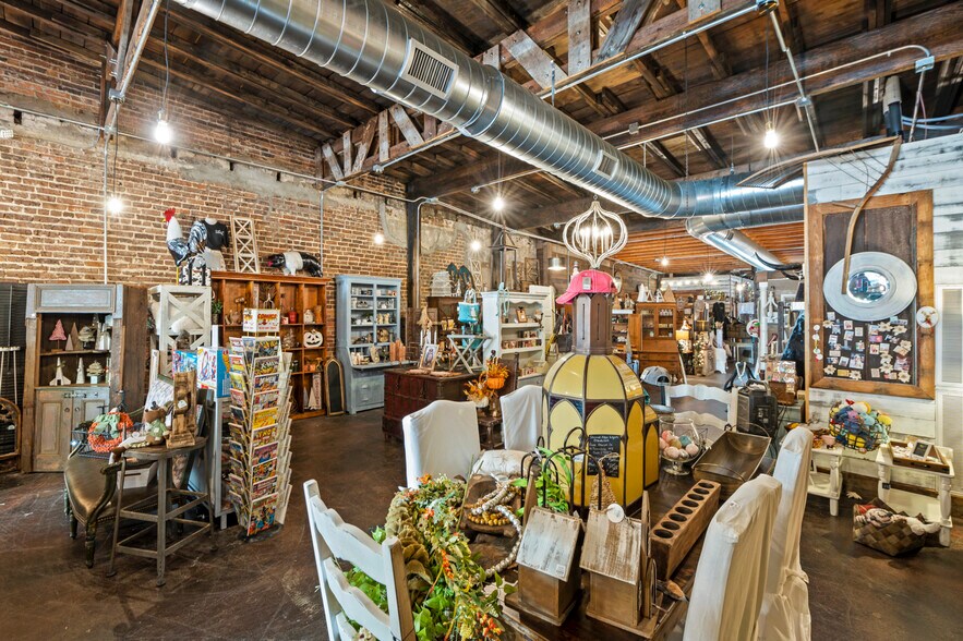 More Photos Of 119 S 3rd St, Smithfield Storefront For Sale