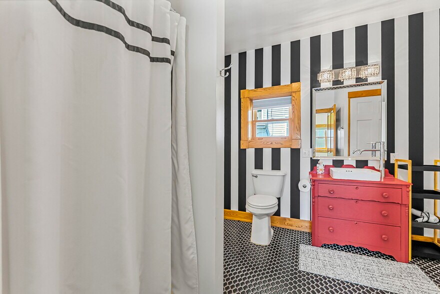 More Photos Of 601 W Front St, Traverse City Specialty For Sale