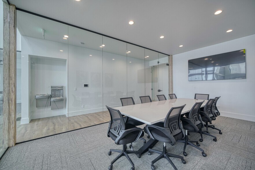 More Photos Of 1070 Curlew Dr, Ammon Medical For Lease