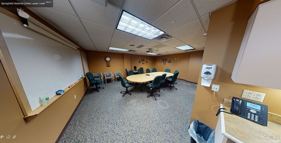More Photos Of 625 N Jackson Ave, Springfield Healthcare For Sale