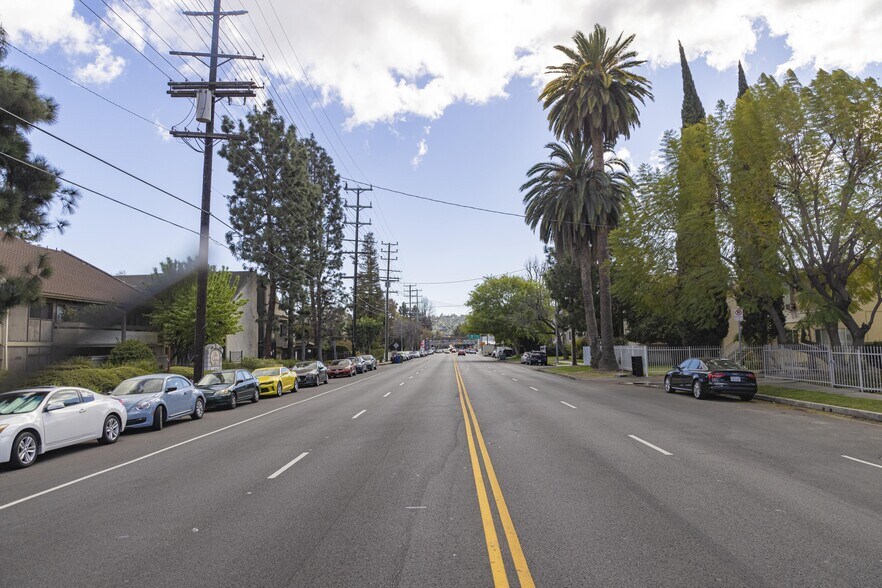 More Photos Of 4931 Coldwater Canyon Ave, Van Nuys Apartments For Sale