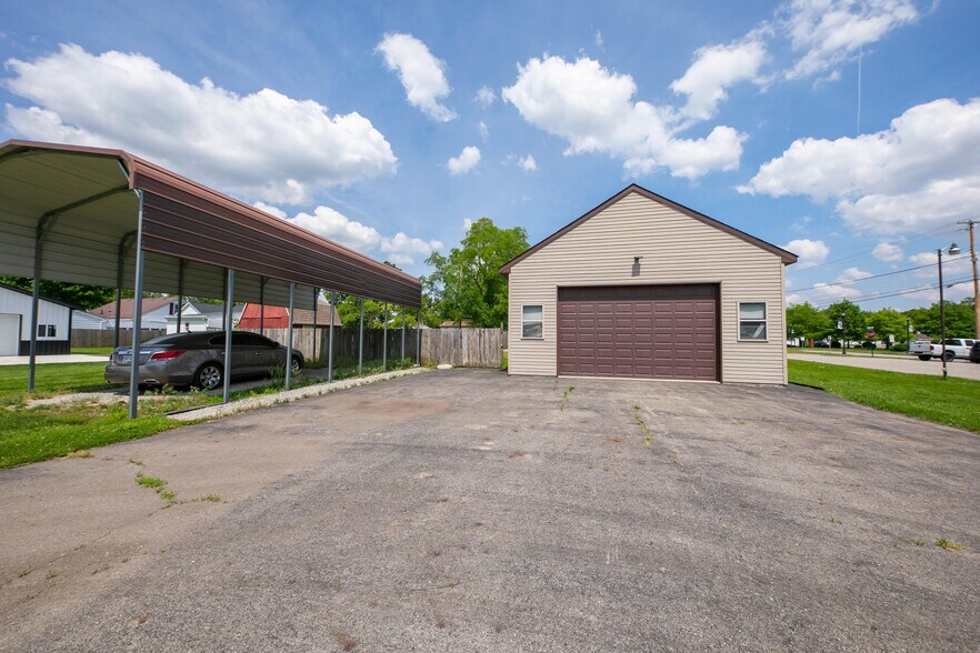 More Photos Of 106 W Main St, Enon Auto Dealership For Sale