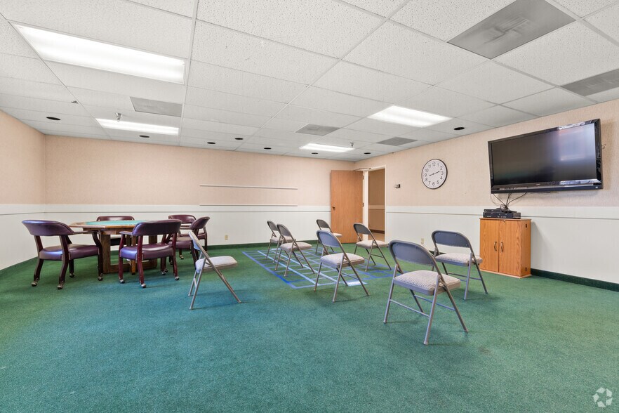 More Photos Of 301 Hartnell Ave, Redding Apartments For Sale