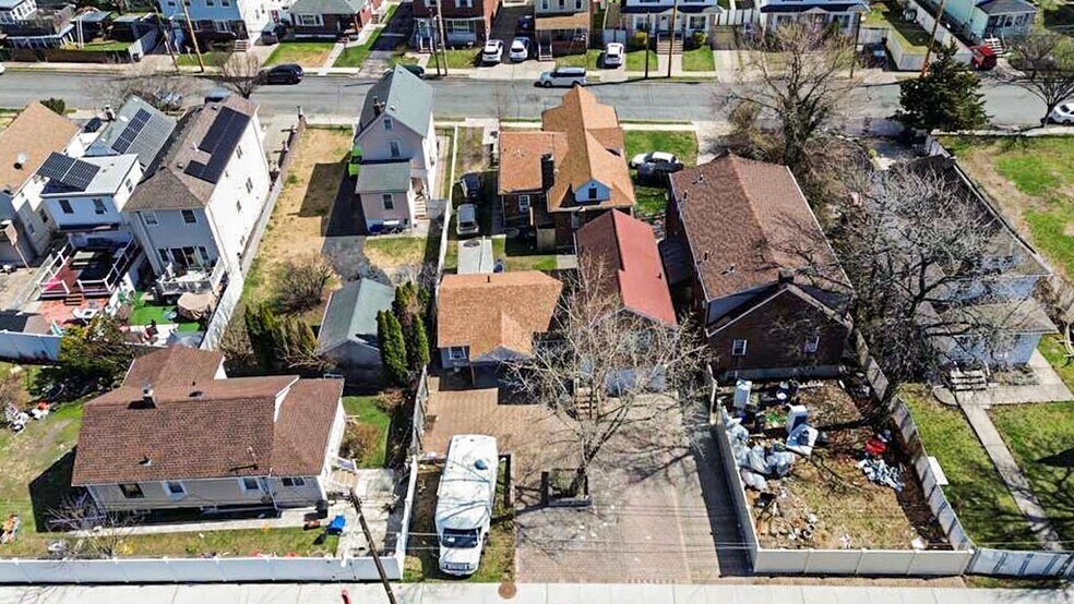 More Photos Of , Staten Island Multifamily For Sale