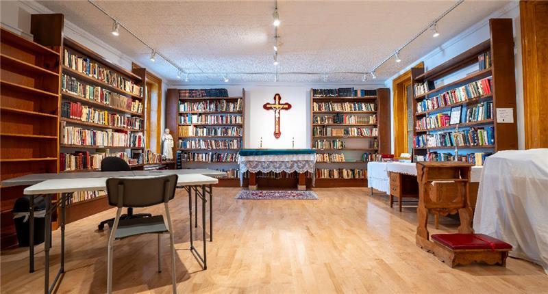 More Photos Of 1395 Rue Notre-Dame, Saint-cesaire Religious Facility For Sale