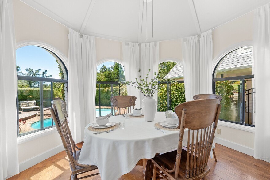 More Photos Of 7919 Empire Grade, Santa Cruz Multifamily For Sale