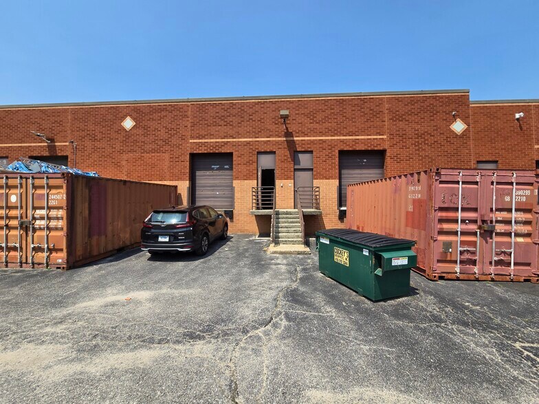 More Photos Of 8227 Cloverleaf Dr, Millersville Light Manufacturing For Sale