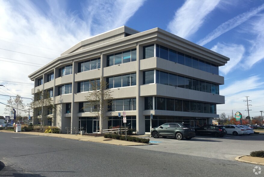 Primary Photo Of 2024 West St, Annapolis Office For Sale