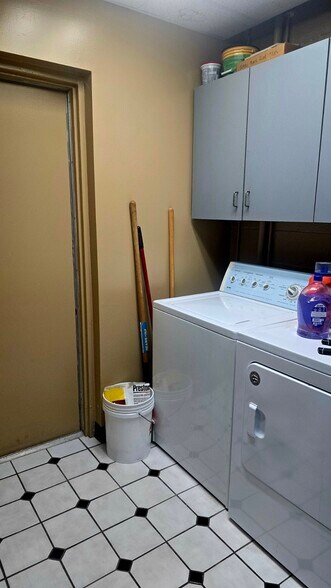 More Photos Of 100 W National Rd, Englewood Medical For Sale