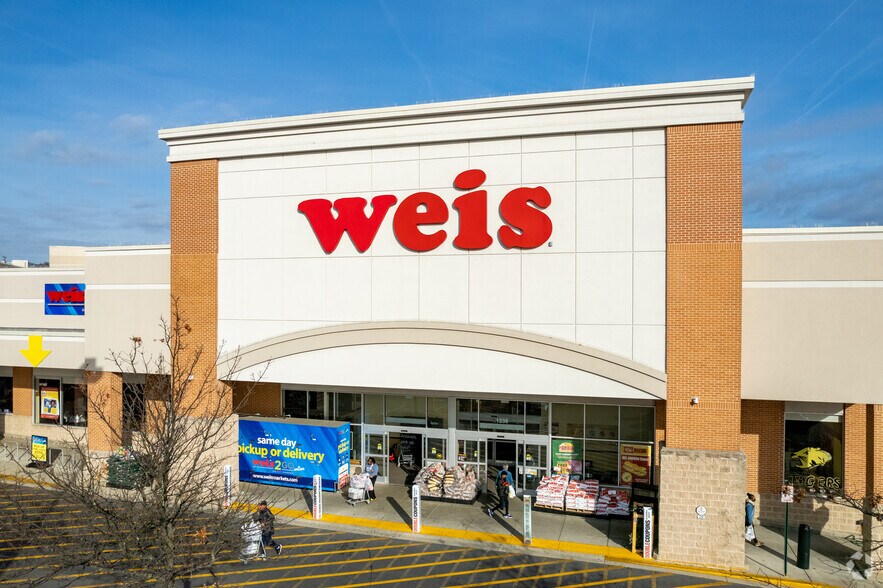 More Photos Of 1238 Putty Hill Ave, Towson General Retail For Lease