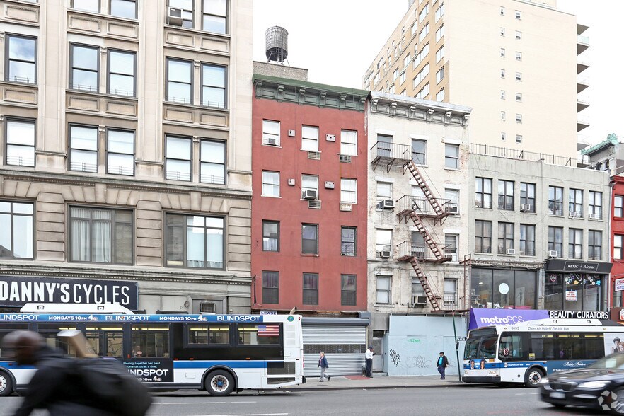 More Photos Of 544 6th Ave, New York Apartments For Lease
