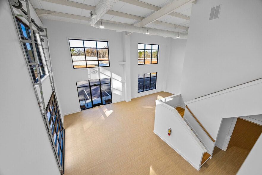 More Photos Of 161 Fritz Mar Ln - Bldg 600, Athens Warehouse For Lease