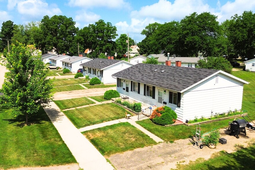 Primary Photo Of 1030 Te Ann Ct, Lake Odessa Multifamily For Sale