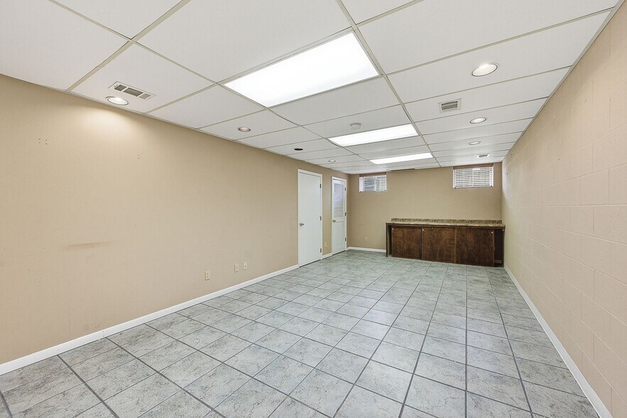 More Photos Of 1030 Main St, Milford Office For Sale