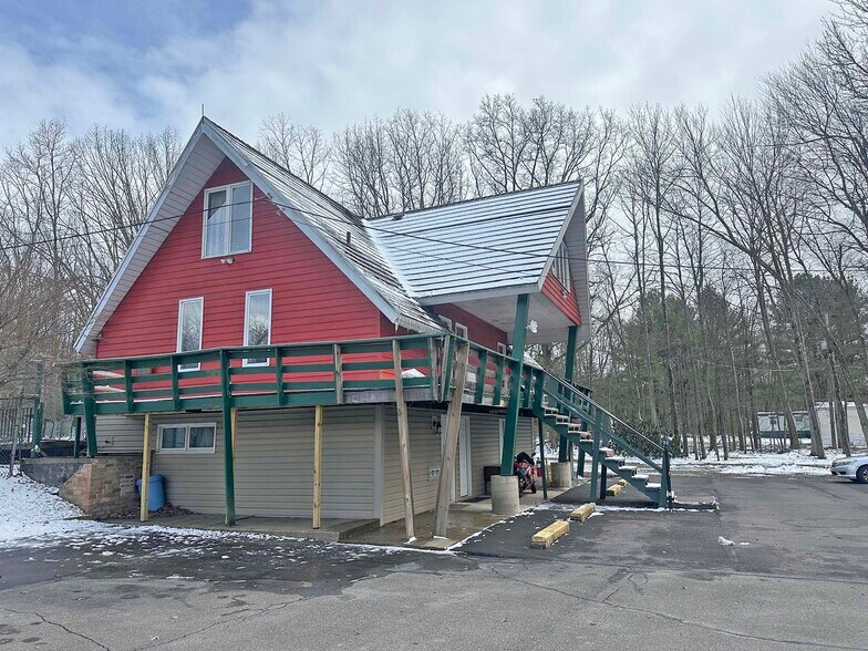 More Photos Of 982 W Center St, Sheppton Bar For Sale