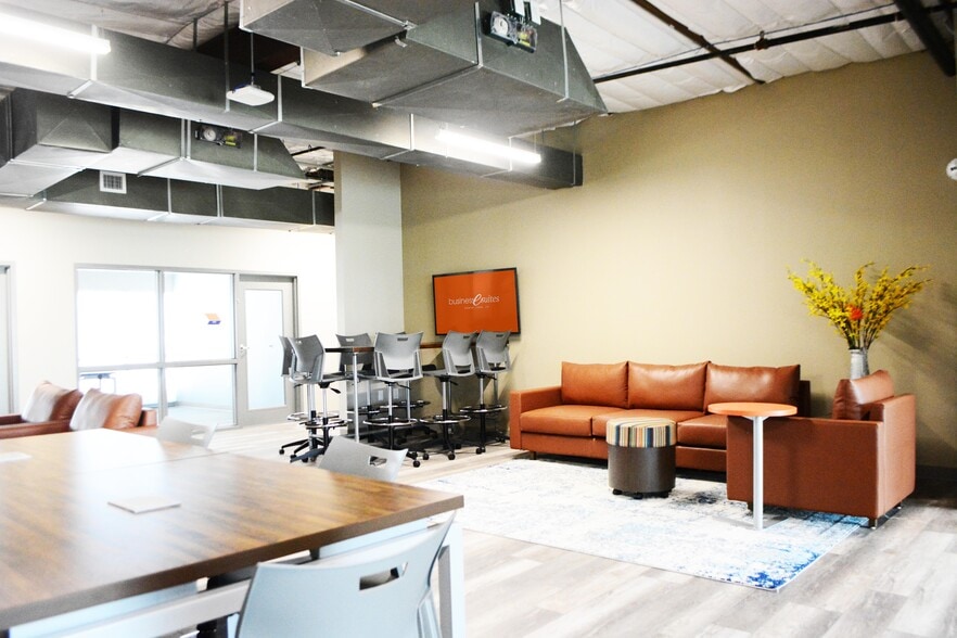 More Photos Of 15500 Voss Rd, Sugar Land Unknown For Sale