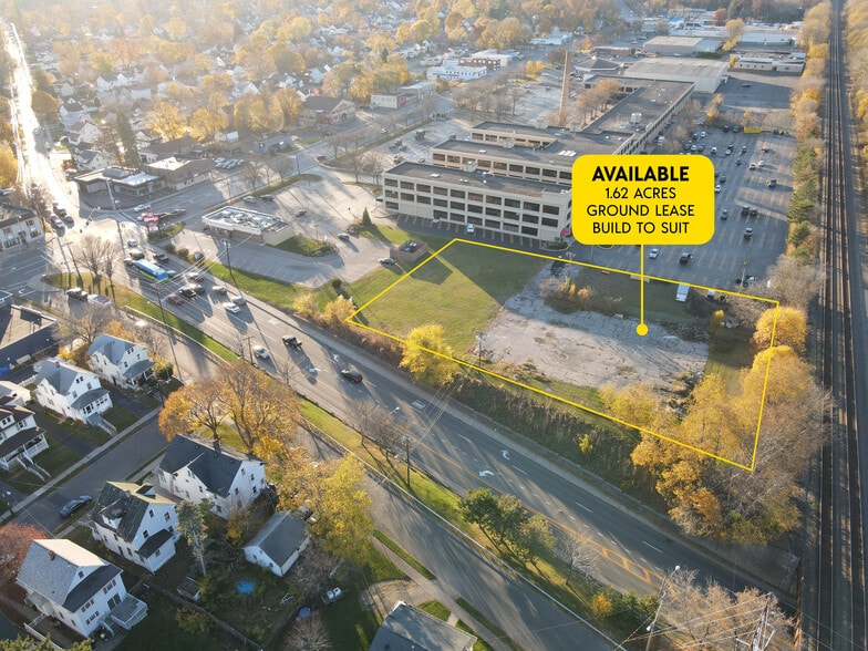 More Photos Of 305 W Commerical St, East Rochester Land For Lease