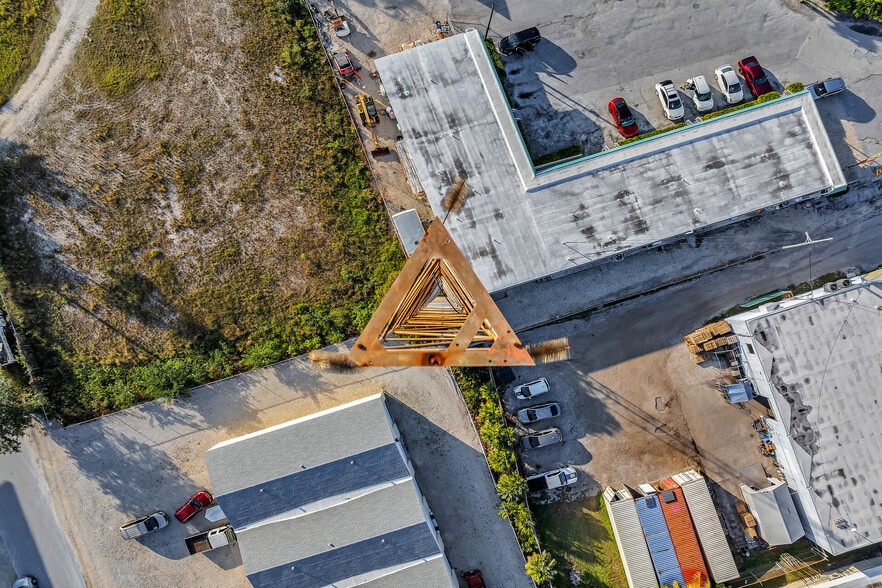 More Photos Of 30348 Overseas Hwy, Big Pine Key General Retail For Sale