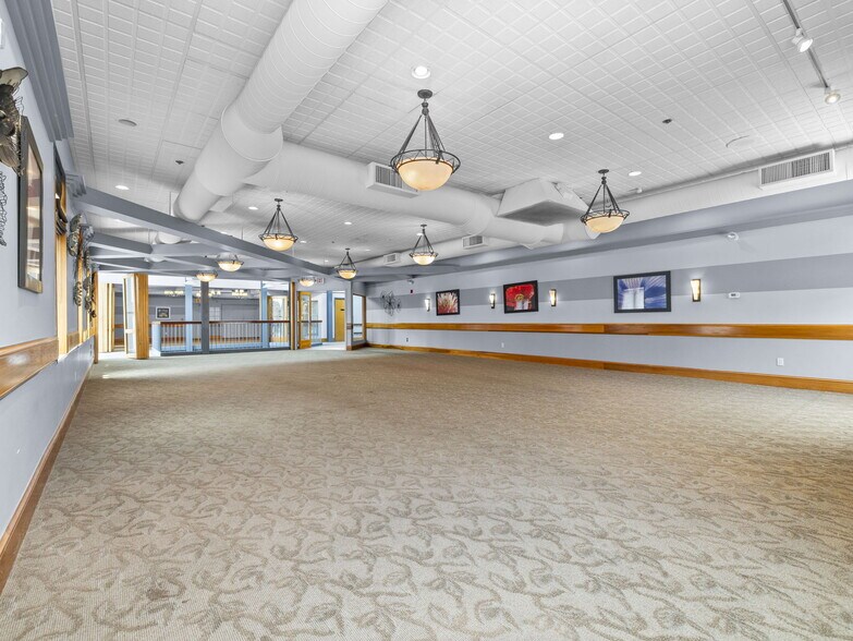 More Photos Of 12 Washington St, Natick Office For Lease
