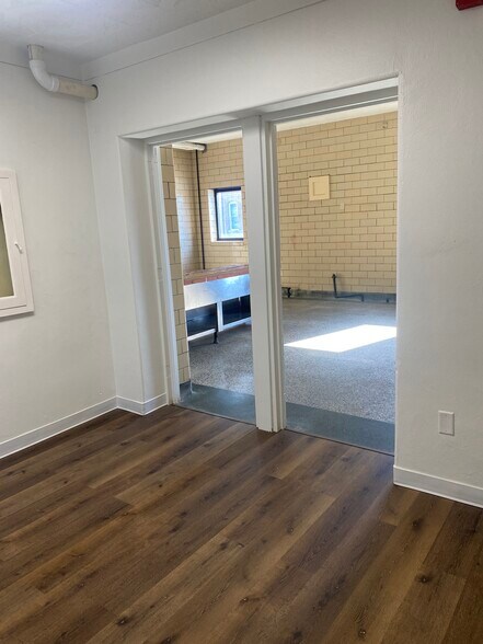 More Photos Of 319 N Wayne St, Piqua Loft Creative Space For Lease