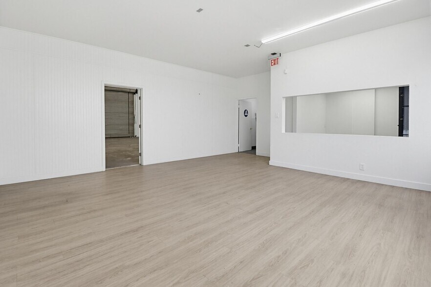 More Photos Of 2345 Via Segundo, San Ysidro Manufacturing For Sale