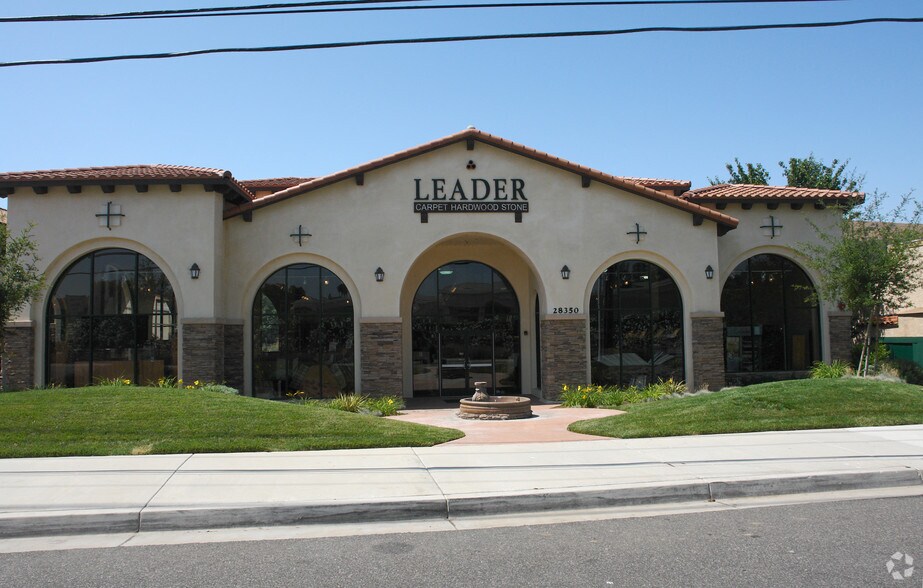 More Photos Of 28350 Roadside Dr, Agoura Hills Storefront For Sale