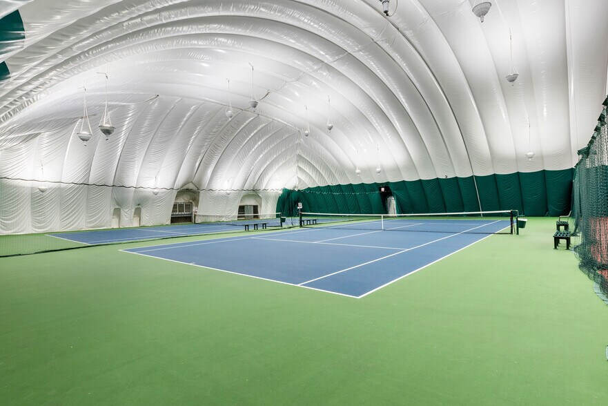 More Photos Of 127 E US Highway 6, Valparaiso Sports And Entertainment For Sale