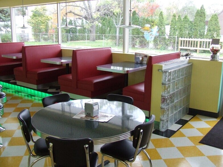 More Photos Of 4221 Grand Haven Rd, Muskegon Fast Food For Sale