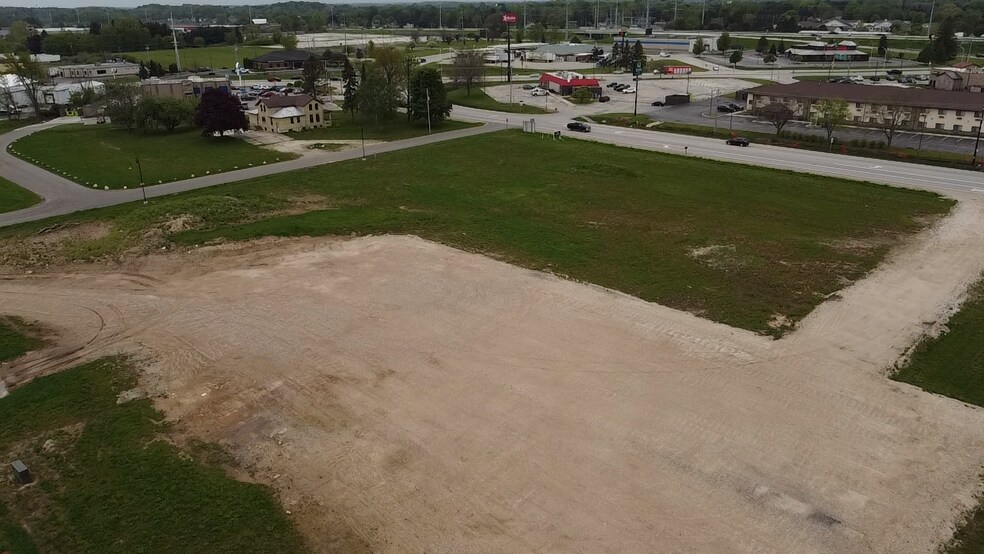 More Photos Of 4305 N 40th St, Sheboygan Land For Lease