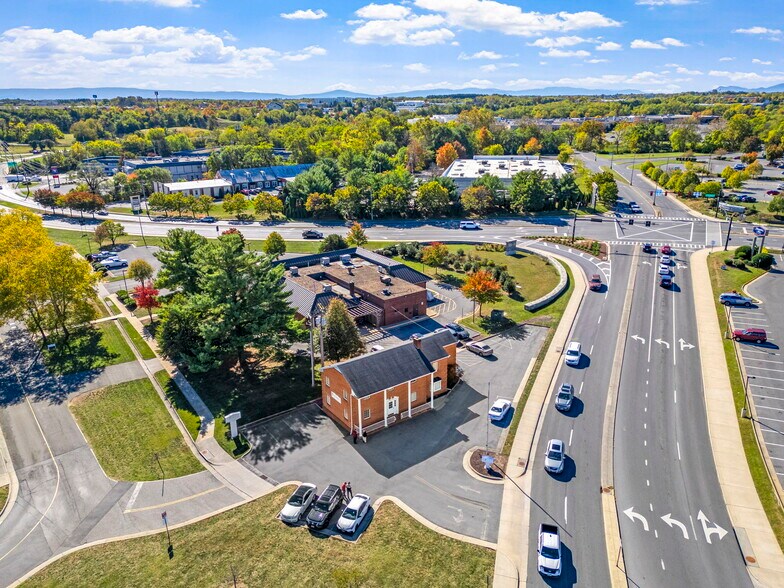 More Photos Of 650 Millwood Ave, Winchester Office For Lease