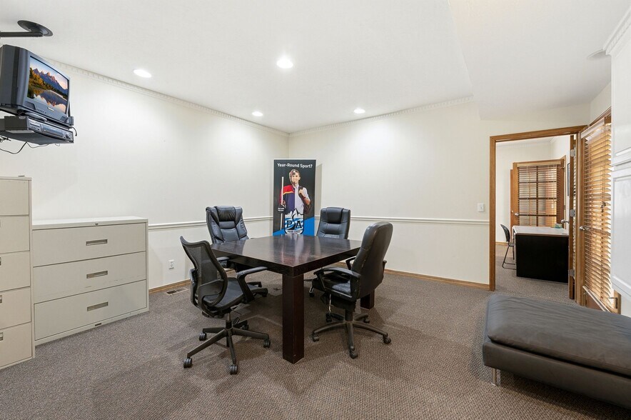 More Photos Of 1762 Prospector Ave, Park City Office For Sale