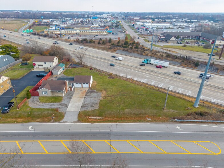 More Photos Of 4422 Hillegas Rd, Fort Wayne Flex For Sale