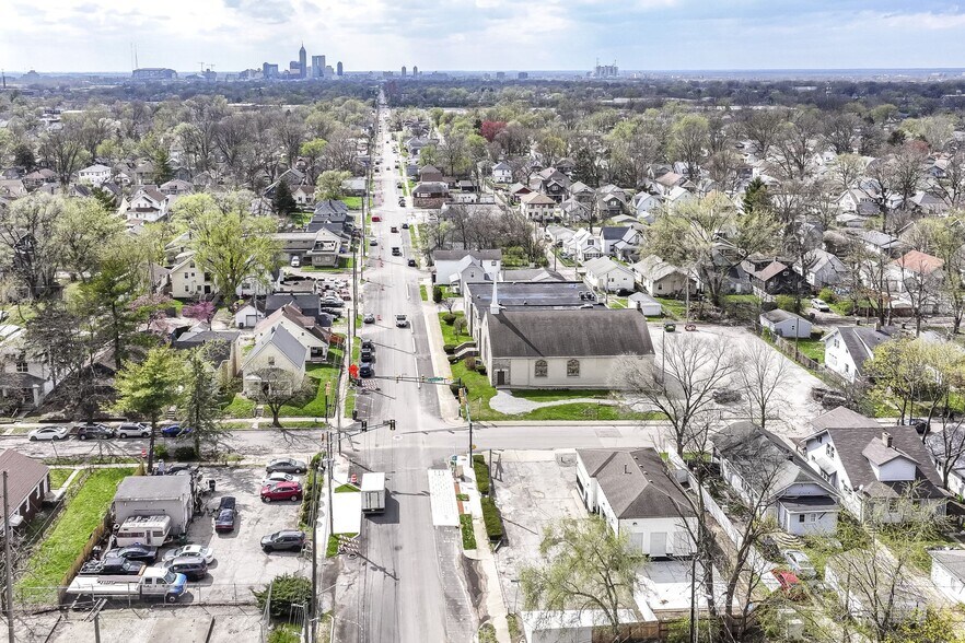 More Photos Of 4502 E Michigan St, Indianapolis General Retail For Sale