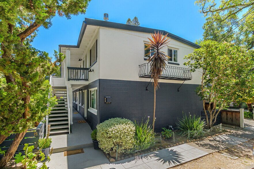 More Photos Of 15 San Rafael Ave, San Anselmo Apartments For Sale