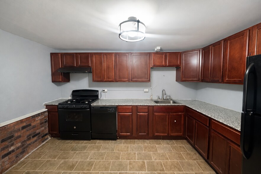More Photos Of 223-227 E Dominick St, Rome Storefront Retail Residential For Sale
