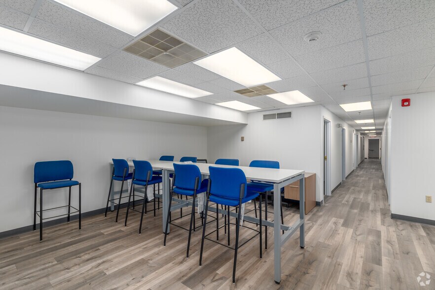 More Photos Of 17 E Market St, York Coworking Space