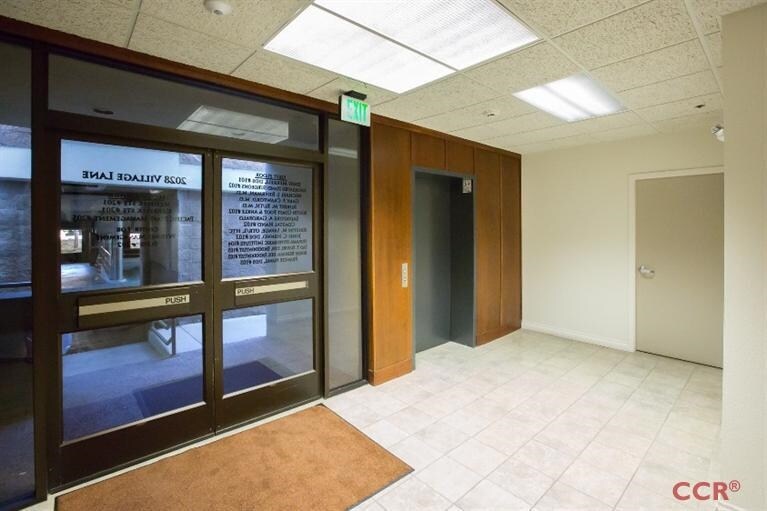 More Photos Of 2028 Village Ln, Solvang Medical For Lease