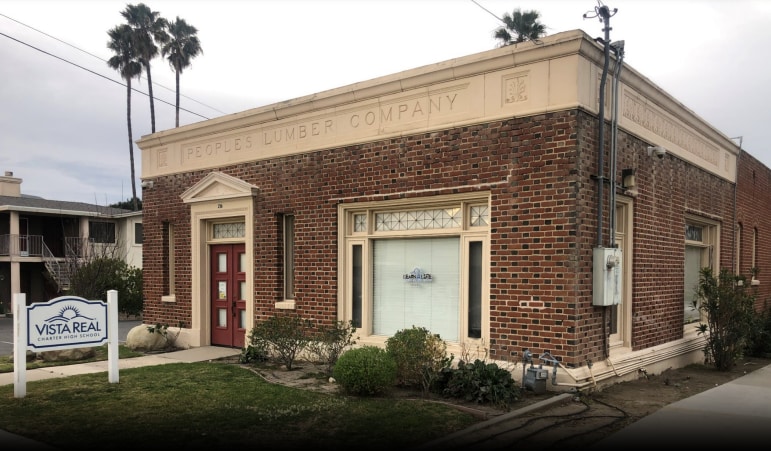 More Photos Of 216 N 8th St, Santa Paula Medical For Lease