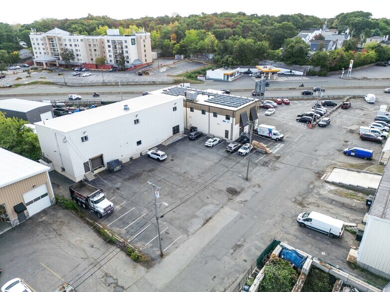 More Photos Of 28 Osprey Rd, Saugus Light Distribution For Lease