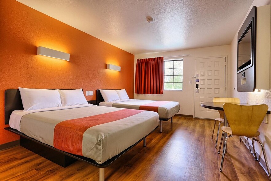 More Photos Of 1368 N McDowell Blvd, Petaluma Hotel For Sale