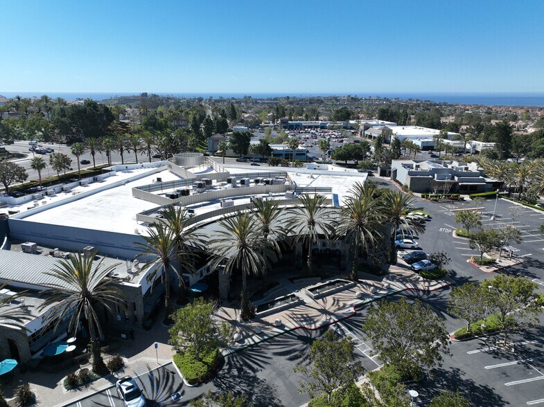 More Photos Of 32331-32595 Golden Lantern St, Laguna Niguel Unknown For Lease