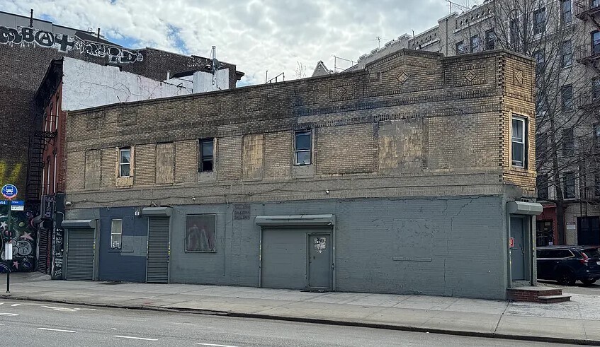 More Photos Of 373 S 1st St, Brooklyn Storefront Retail Office For Lease