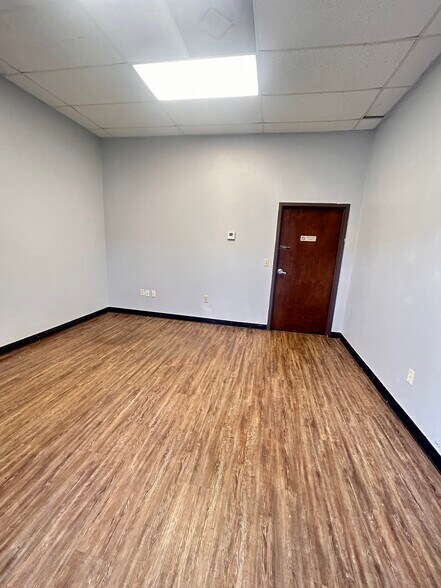 More Photos Of 18748 Titus Rd, Hudson Industrial For Lease